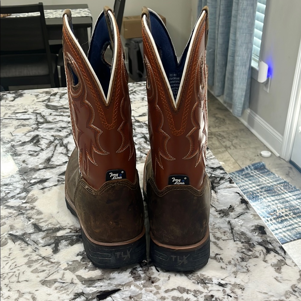 Men's Brown and Tan Western Boots - Picture 4 of 4
